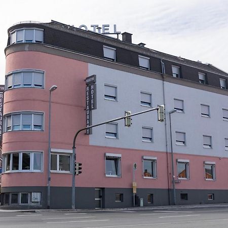 Hotel Martin Limburg an der Lahn Bagian luar foto