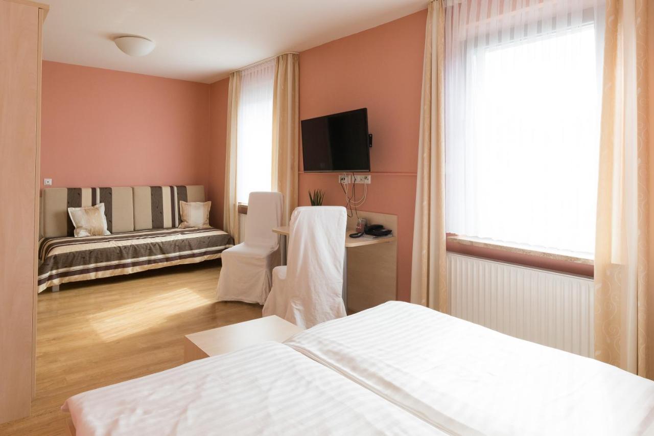 Hotel Martin Limburg an der Lahn Bagian luar foto