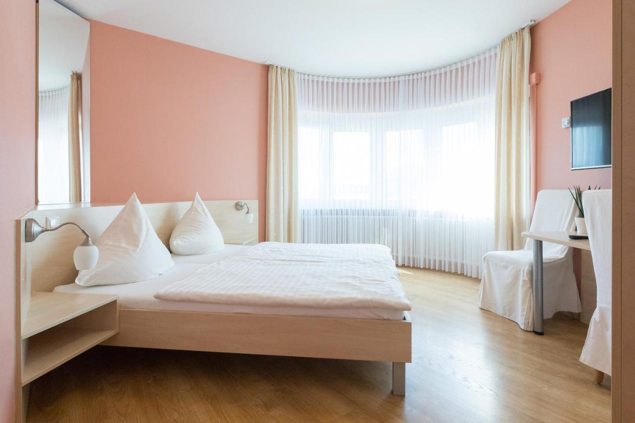 Hotel Martin Limburg an der Lahn Bagian luar foto