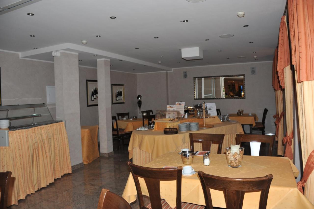 Hotel Martin Limburg an der Lahn Bagian luar foto