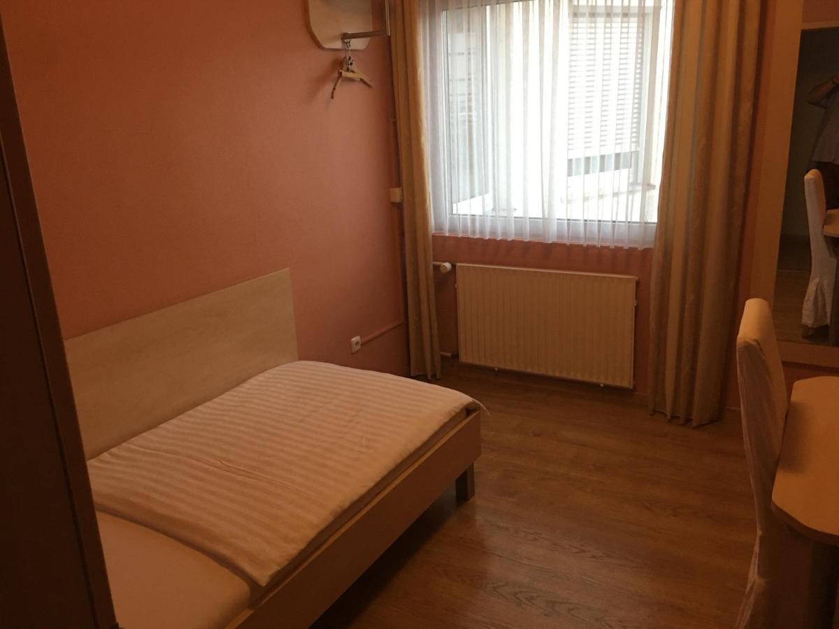 Hotel Martin Limburg an der Lahn Bagian luar foto